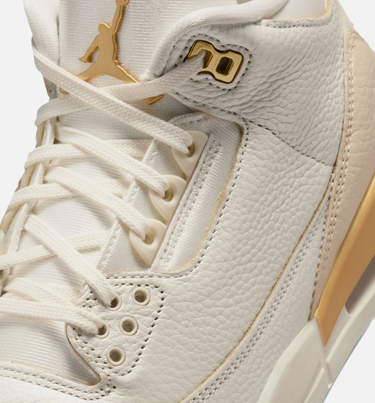 Air Jordan 3 Retro "Sail and Pale Ivory" Women's Shoe – Sail/Team Gold/Pale Ivory/Metallic Gold/Ice