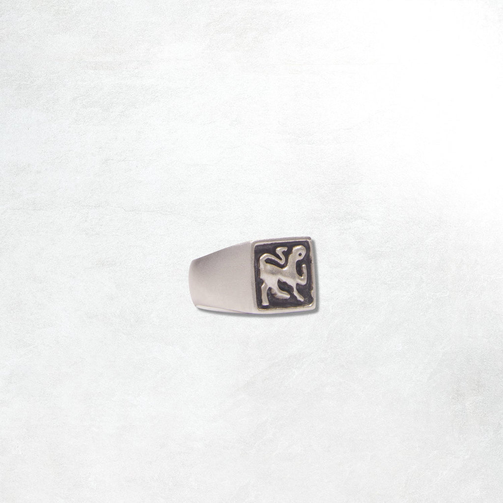Heresy Strange Beast Ring: Silver