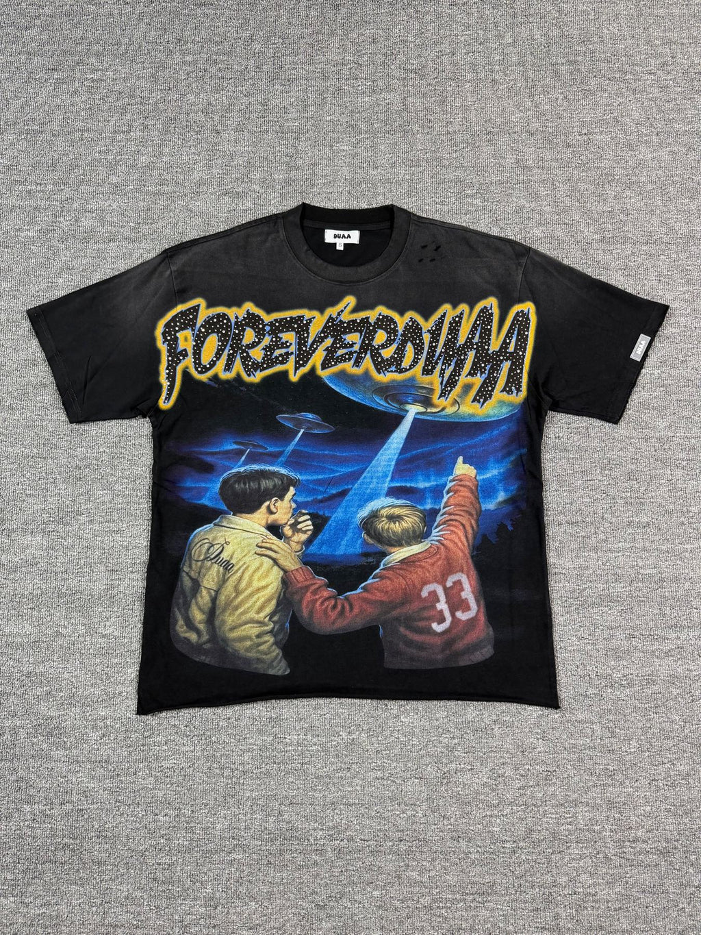 DUAA New Age Distressed Graphic T-Shirt